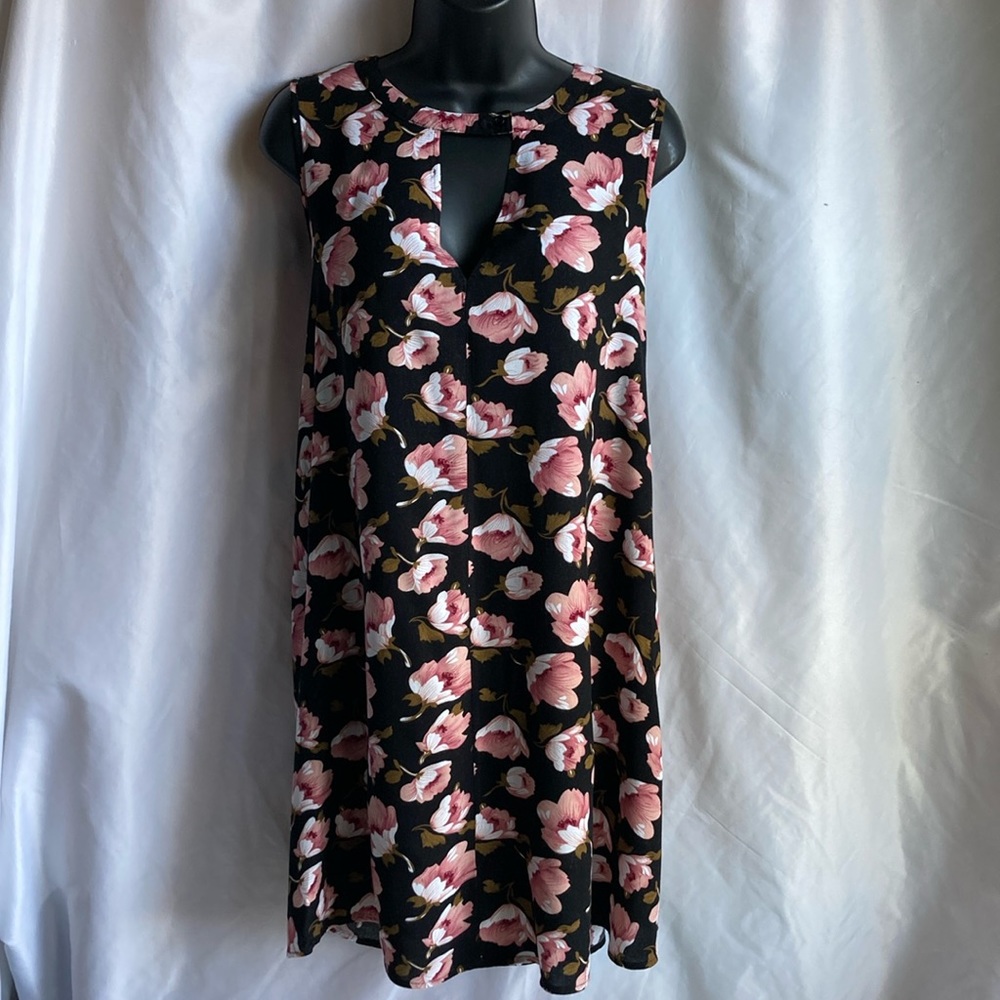 Just Found Black Pink Floral Summer Dress Size 2X